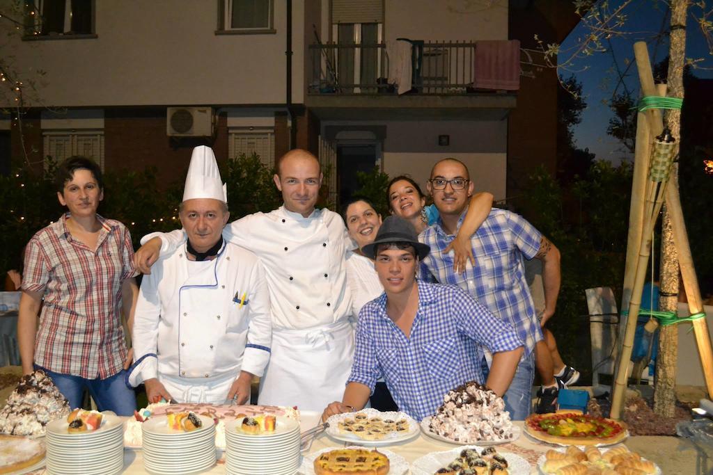 Hotel Mario Чезенатико Екстериор снимка